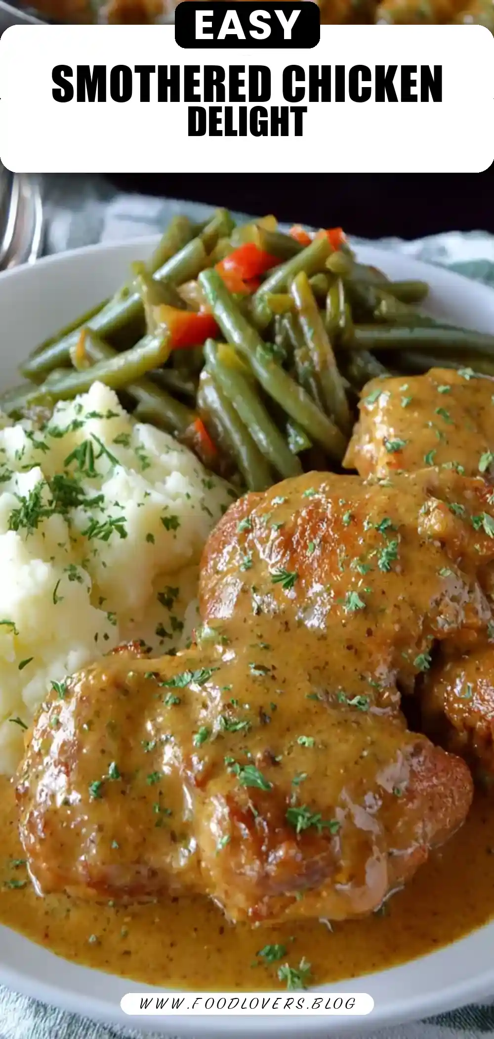 Smothered Chicken with Peppers & Onion Gravy